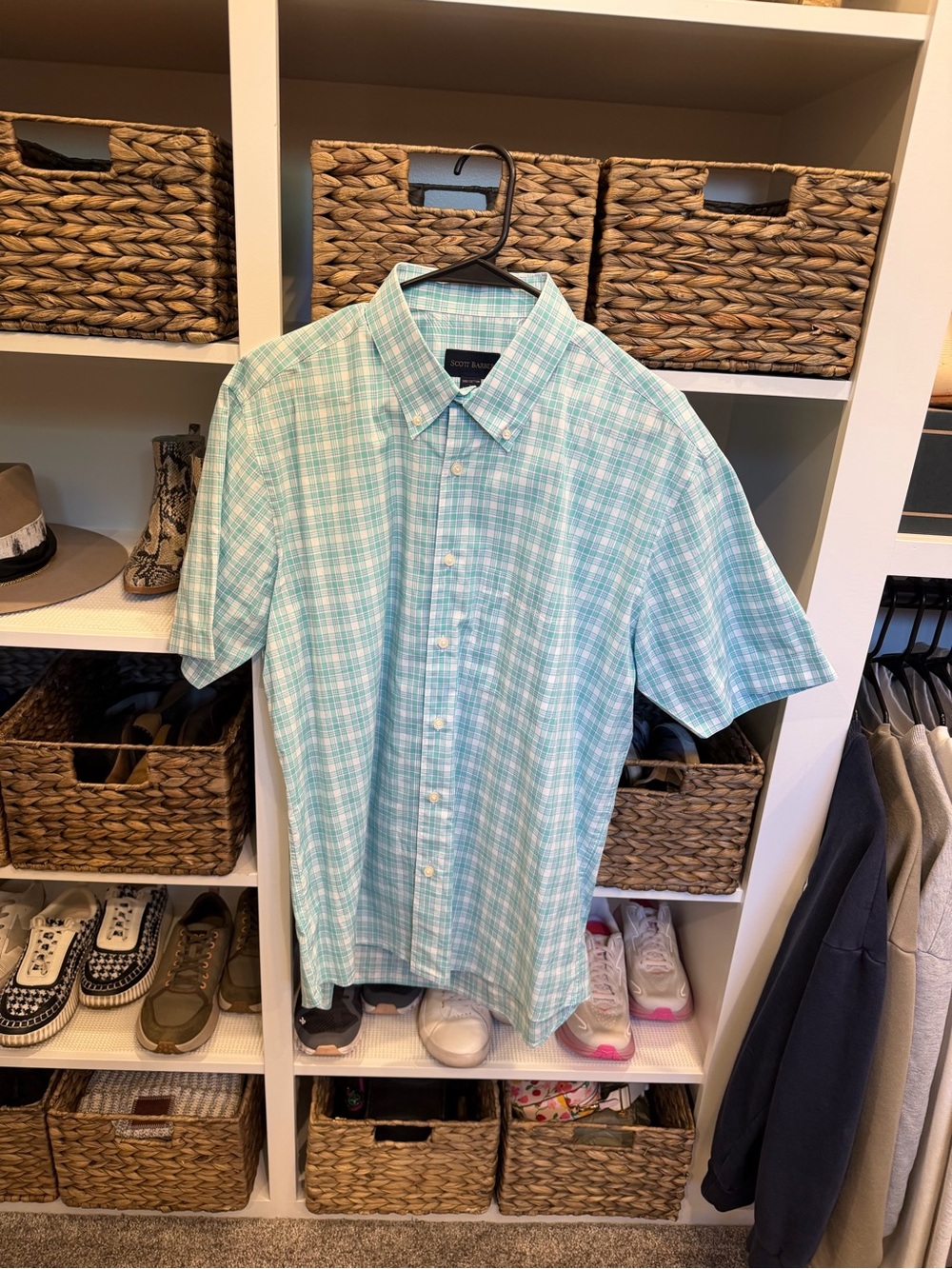Men's Light Mint Plaid Short-Sleeve Button-Down Shirt